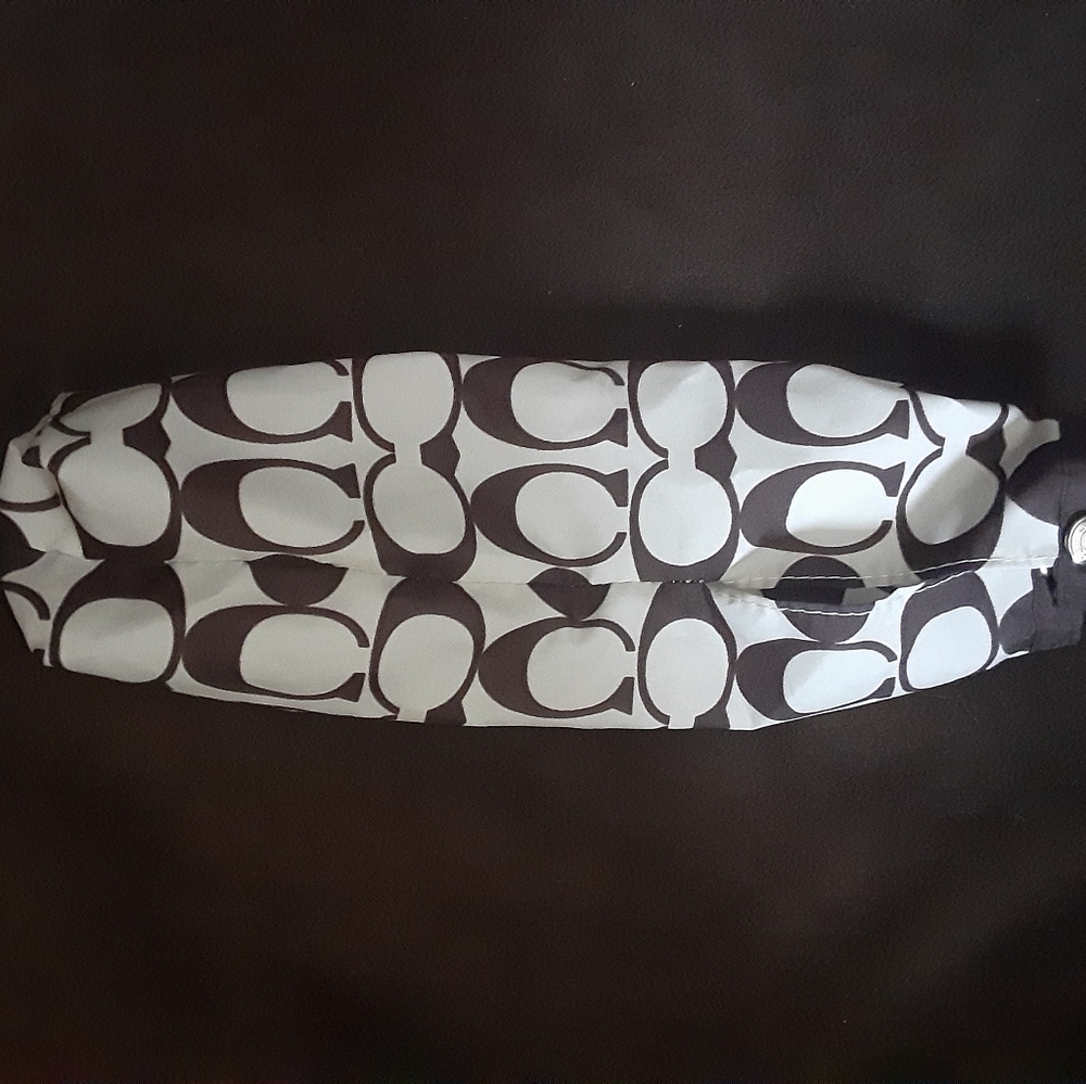 Coach umbrella sleeve